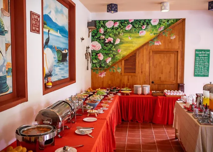Veranda Beach Place Khu nghỉ mát 3*